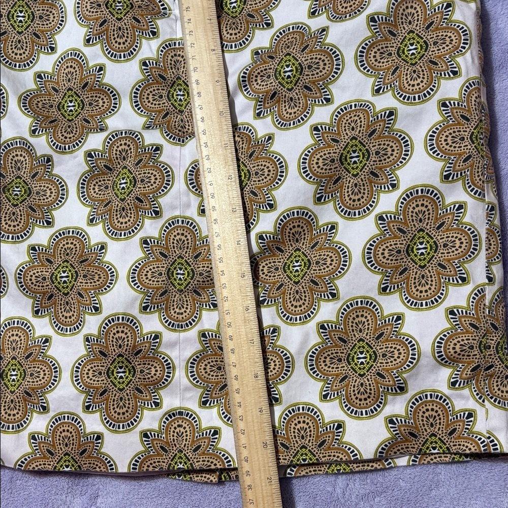 Jones New York Signature Size 6 Pencil Skirt – White Brown Medallion Print READ - Picture 9 of 13